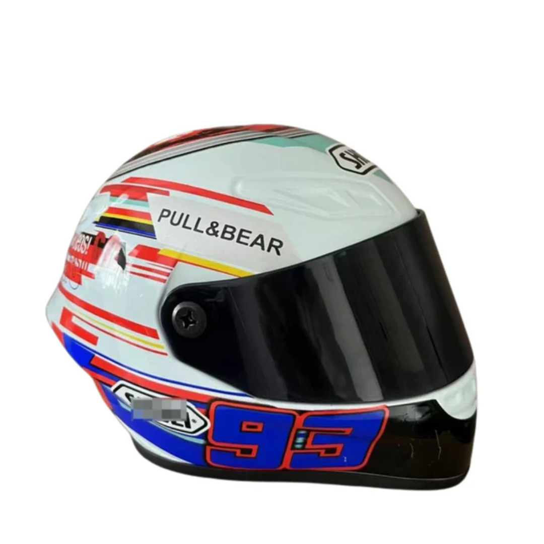 Collector’s mini helmet
